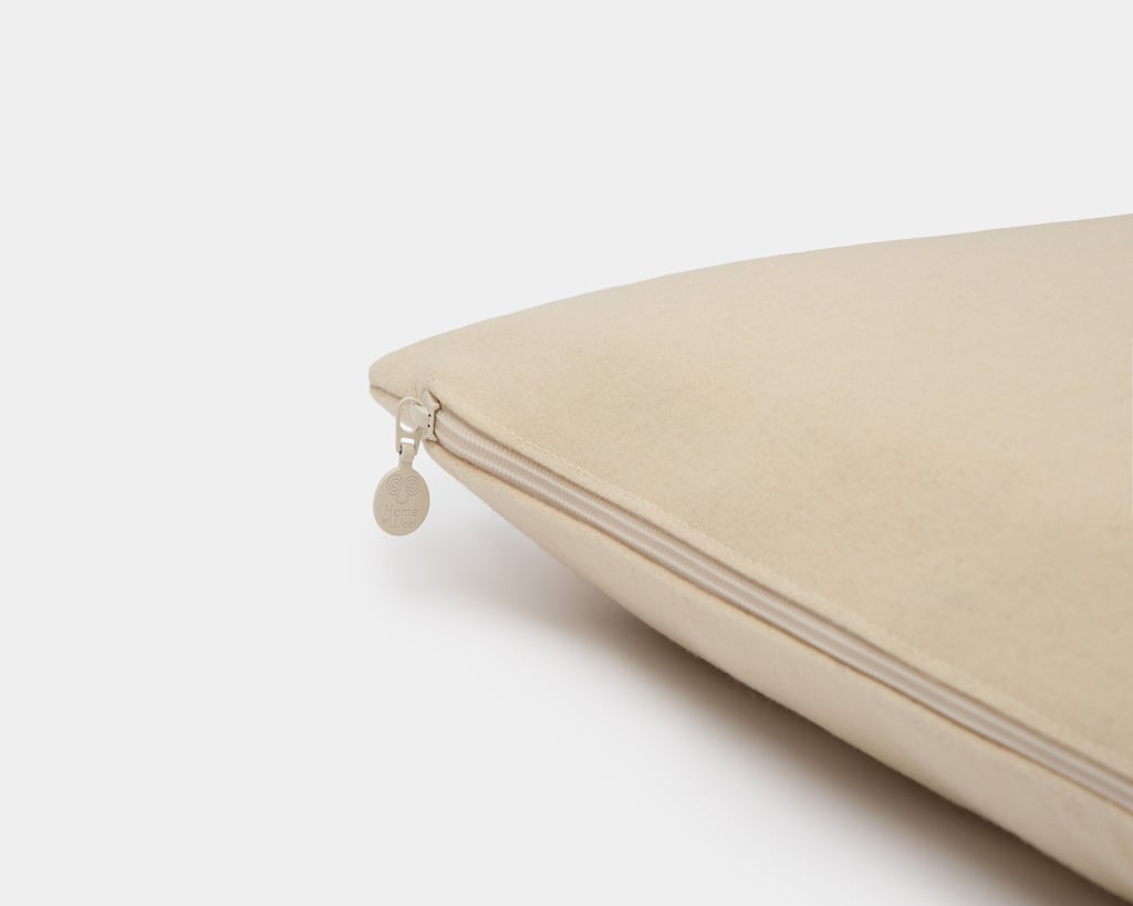 detail of thin wool pillow