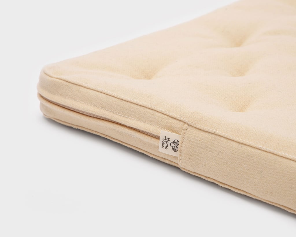 SnuzPod wool mattress detail