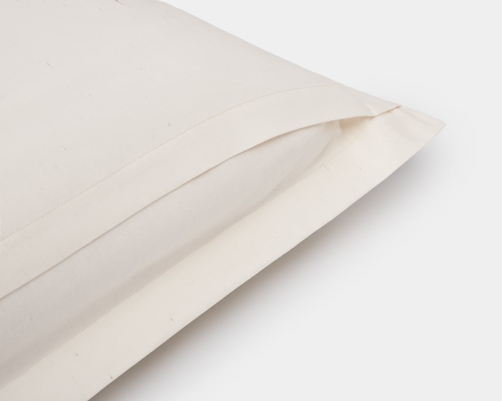 Pillowcase in 100% Silk detail