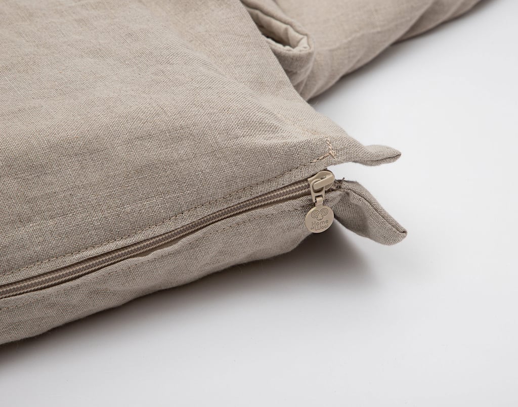 detail of zipper of linen sleeping bag