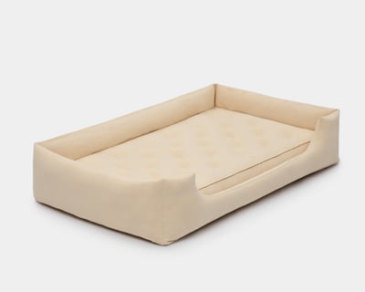 montessori-seng Home of Wool i 100% Virnig uldstof med brædder