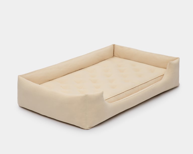 montessori bed Home of Wool in 100% Virnig wool fabric with boards