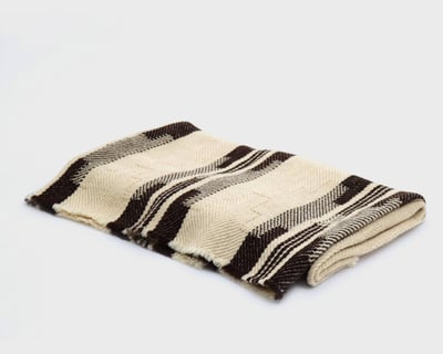 nomadisk, varmefoldet, tungt ullteppe