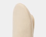 wool oven mitt detail