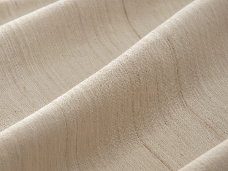 100% MULBERRY SILK FABRIC SEASHEL CLOSE UP