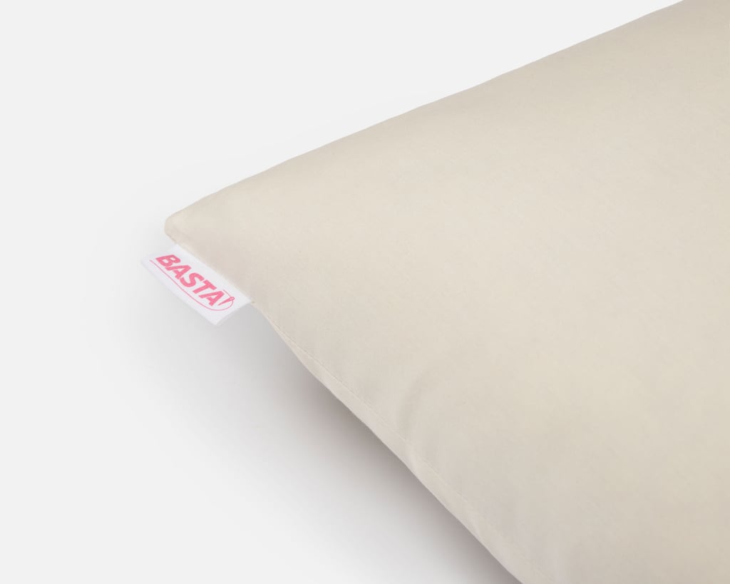 basta wool pillow detail