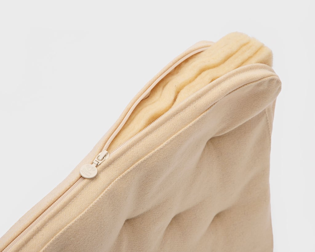 SnuzPod wool mattress wool batting detail
