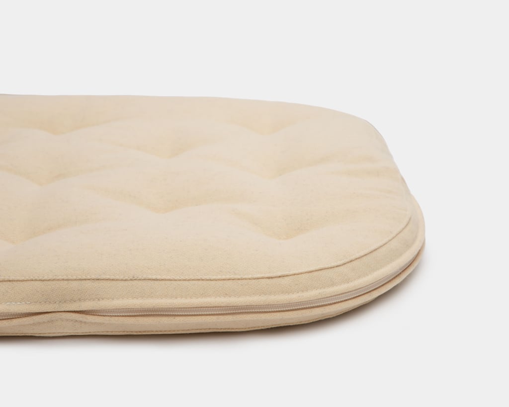 organic Maxi-Cosi bassinet mattress detail